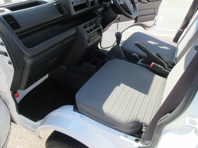 DAIHATSU HIJET TRUCK 4WD 2020 Image 31