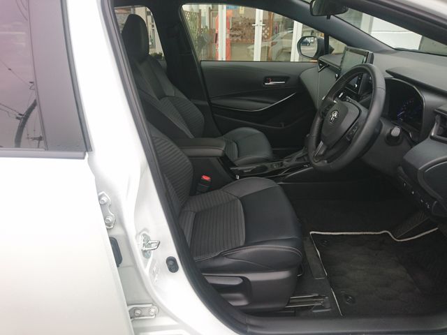 TOYOTA COROLLA TOURING HYBR 2022 Image 31