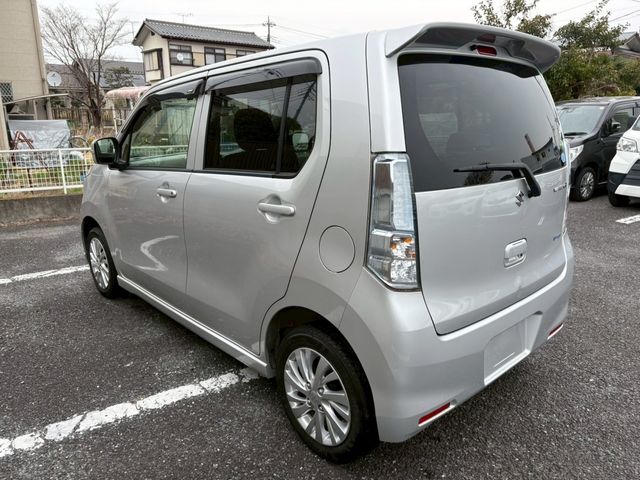 SUZUKI WAGON R 2015 Image 31