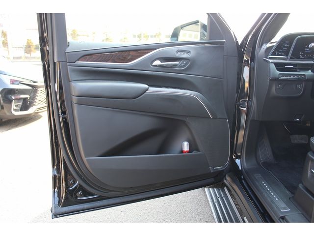 CADILLAC ESCALADE 2022 Image 31