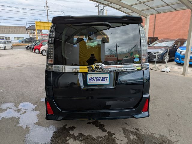 TOYOTA VOXY 2015 Image 31