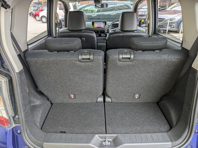 DAIHATSU MOVE CUSTOM 2015 Image 31