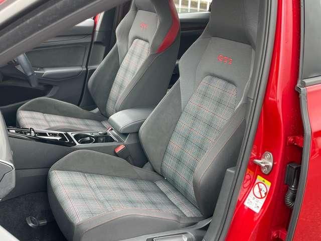 VOLKSWAGEN GOLF GTI 2023 Image 31