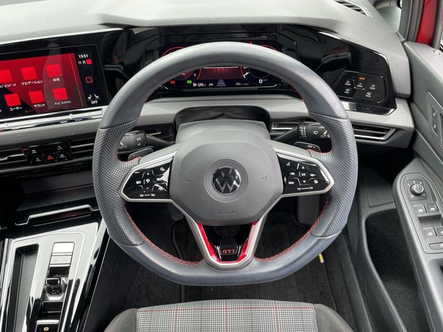 VOLKSWAGEN GOLF GTI 2023 Image 31