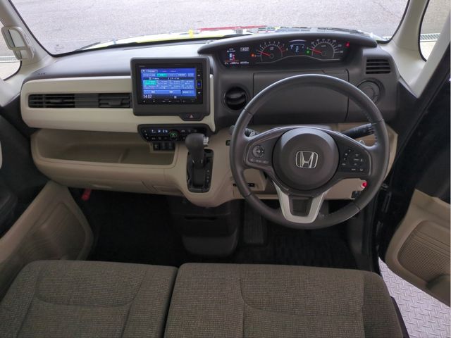 HONDA N BOX 2020 Image 31