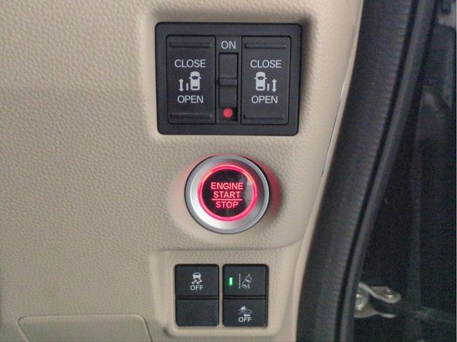 HONDA N BOX 2020 Image 31