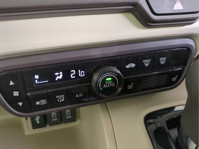 HONDA N BOX 2020 Image 31