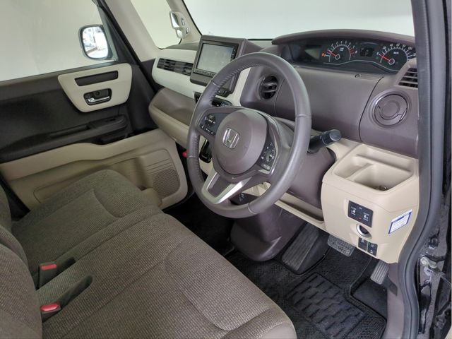 HONDA N BOX 2020 Image 31
