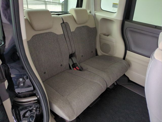 HONDA N BOX 2020 Image 31