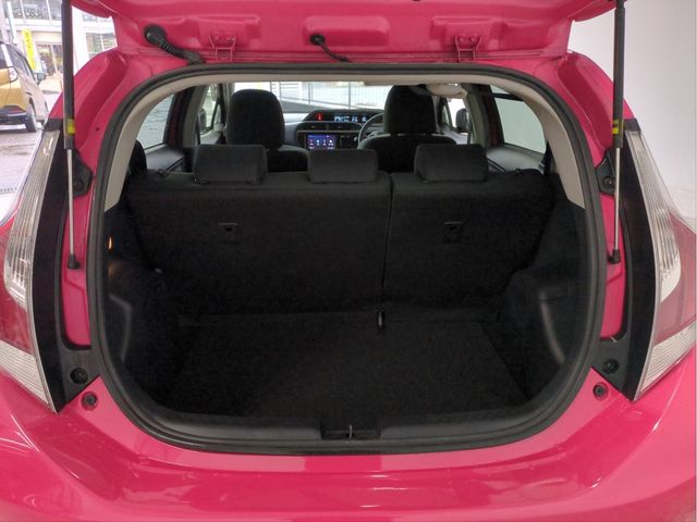 TOYOTA AQUA 2015 Image 31