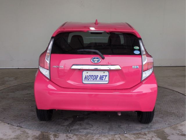 TOYOTA AQUA 2015 Image 31