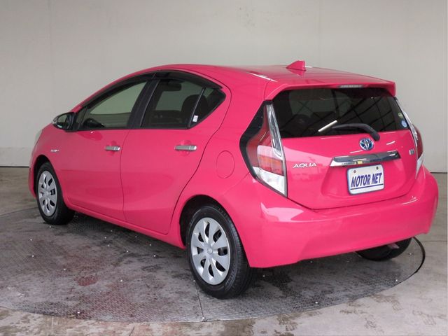 TOYOTA AQUA 2015 Image 31