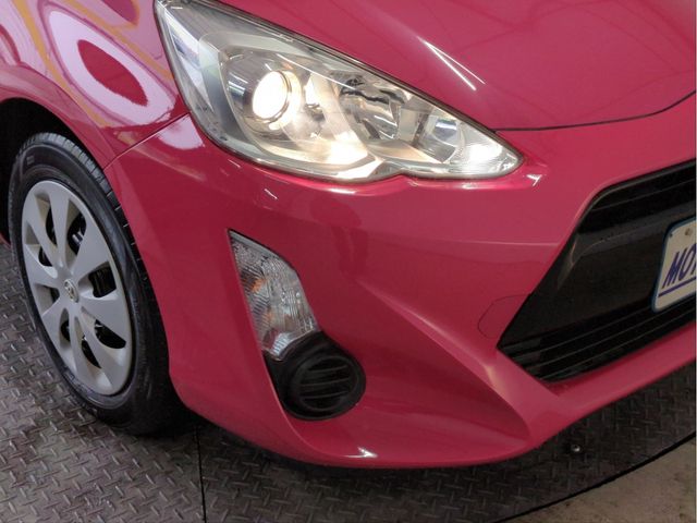 TOYOTA AQUA 2015 Image 31