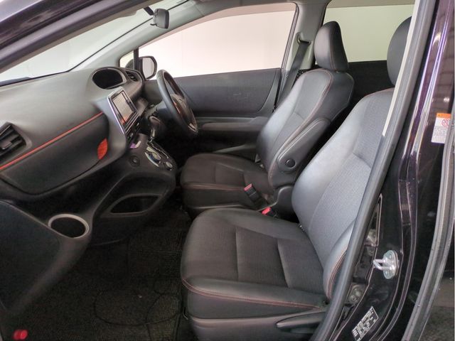 TOYOTA SIENTA 2017 Image 31