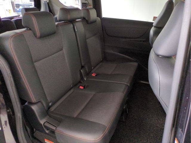 TOYOTA SIENTA 2017 Image 31