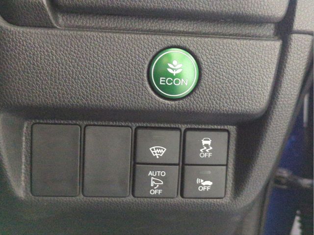 HONDA FIT 2016 Image 31