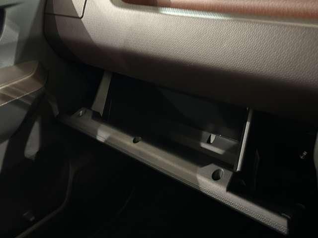 TOYOTA TANK 2017 Image 31