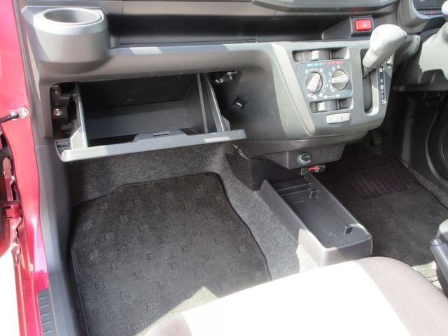 DAIHATSU MIRA E:S 2018 Image 31