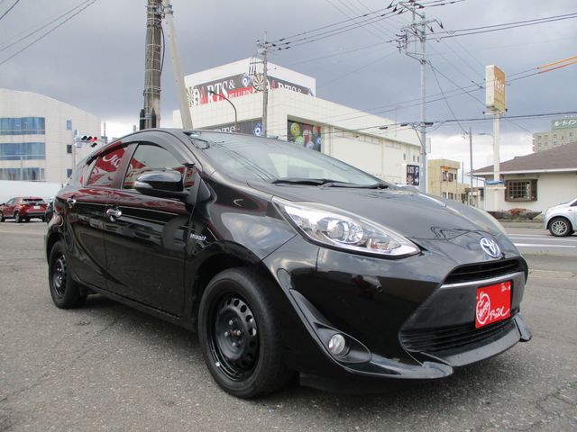 TOYOTA AQUA 2019 Image 31