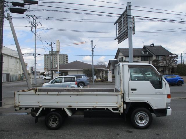 TOYOTA DYNA 2000 Image 31