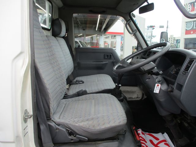 TOYOTA DYNA 2000 Image 31