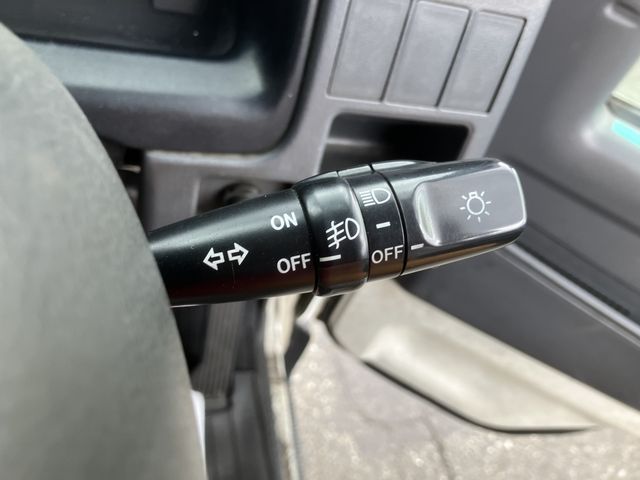 TOYOTA DYNA 2000 Image 31