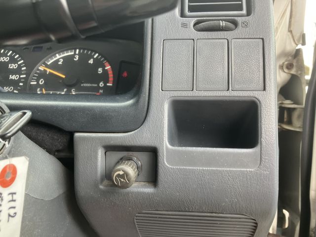 TOYOTA DYNA 2000 Image 31