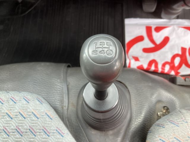 TOYOTA DYNA 2000 Image 31