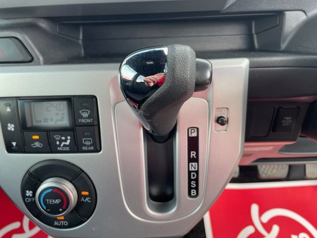 DAIHATSU WAKE 2016 Image 31