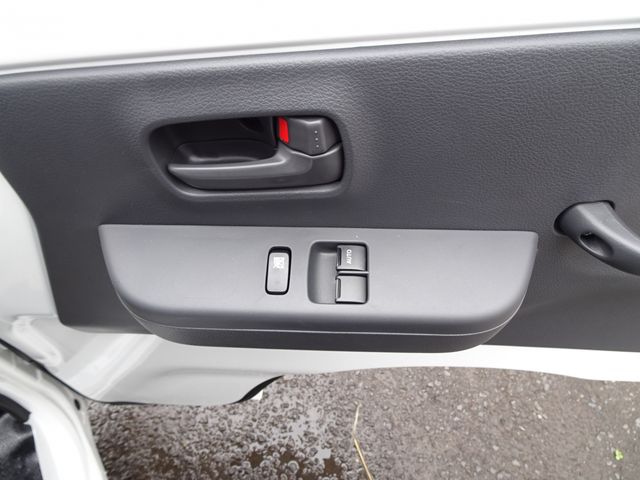 SUZUKI CARRY TRUCK 4WD 2025 Image 31