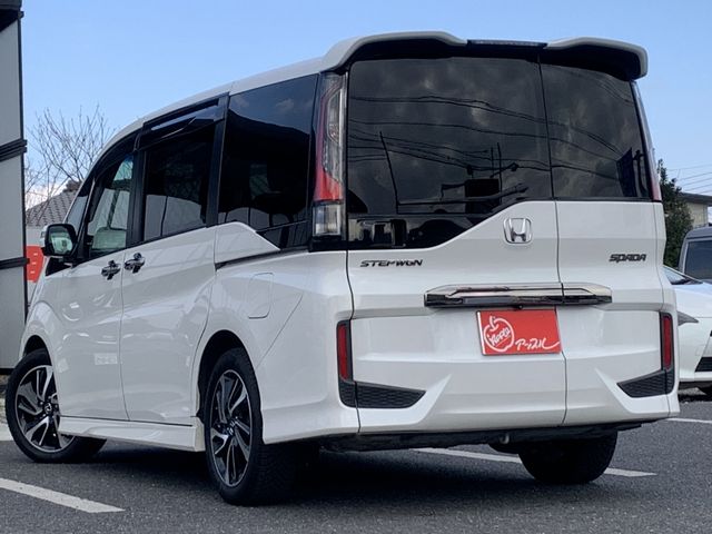 HONDA STEPWAGON SPADA 2016 Image 31