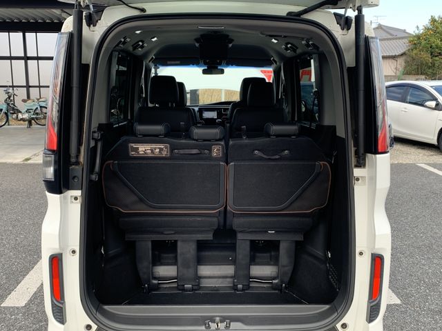 HONDA STEPWAGON SPADA 2016 Image 31