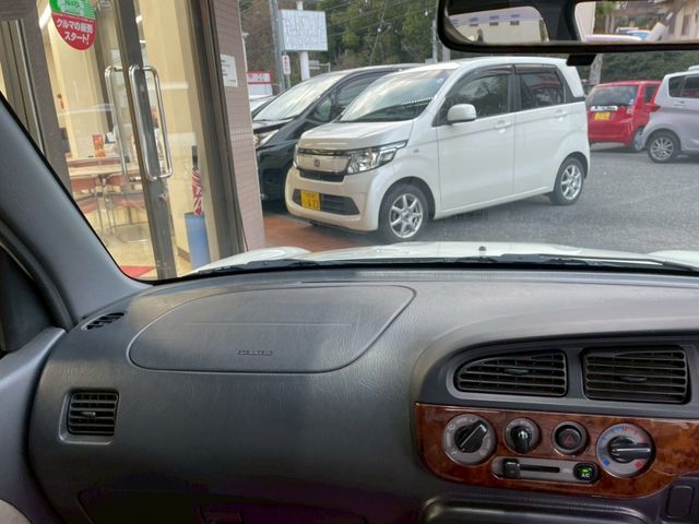 DAIHATSU MIRA GINO 2001 Image 31