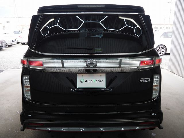 NISSAN ELGRAND  4WD 2017 Image 31