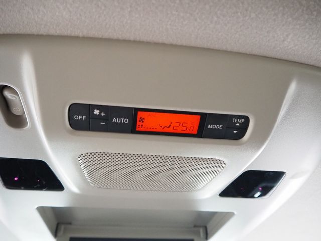 NISSAN ELGRAND  4WD 2017 Image 31