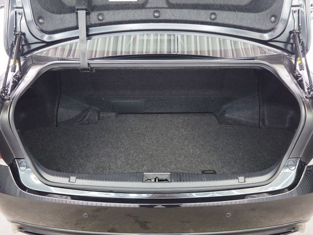 TOYOTA CROWN SEDAN HYBRID 2013 Image 31