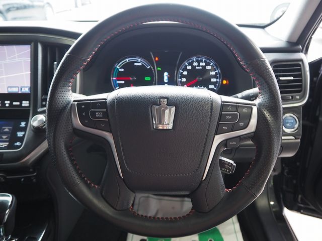 TOYOTA CROWN SEDAN HYBRID 2013 Image 31