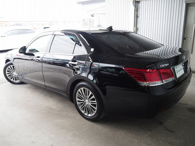 TOYOTA CROWN SEDAN HYBRID 2013 Image 31