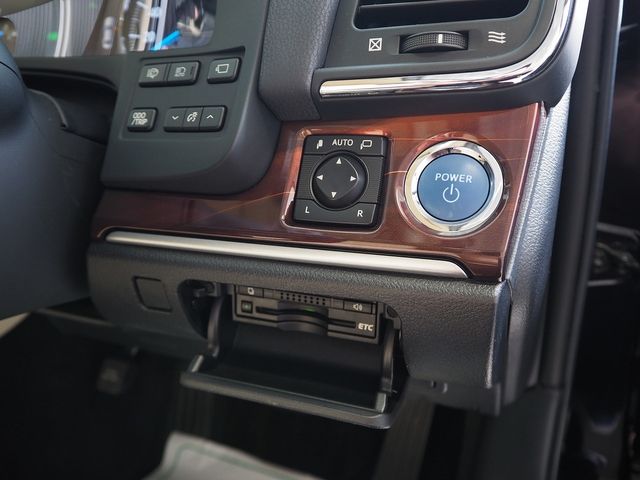 TOYOTA CROWN SEDAN HYBRID 2013 Image 31