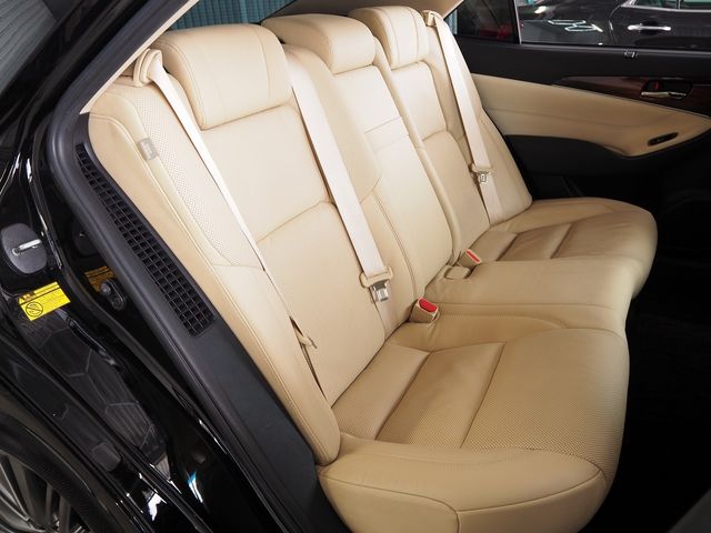 TOYOTA CROWN SEDAN HYBRID 2013 Image 31