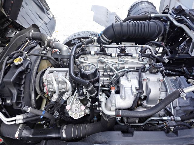 MITSUBISHI FUSOU FIGHTER 2019 Image 31