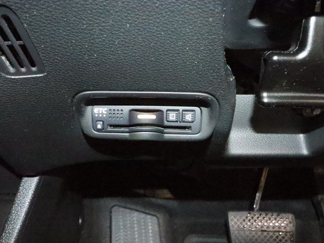 HONDA VEZEL 2018 Image 31