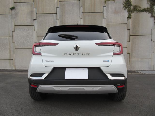 RENAULT CAPTUR 2022 Image 31