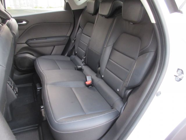 RENAULT CAPTUR 2022 Image 31