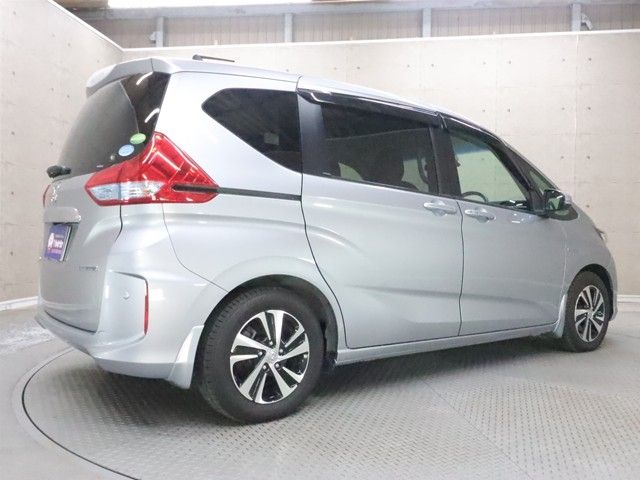 HONDA FREED HYBRID 2017 Image 31