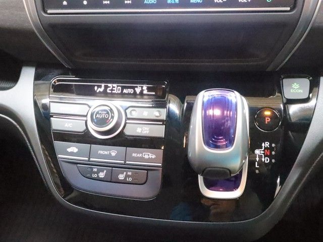 HONDA FREED HYBRID 2017 Image 31