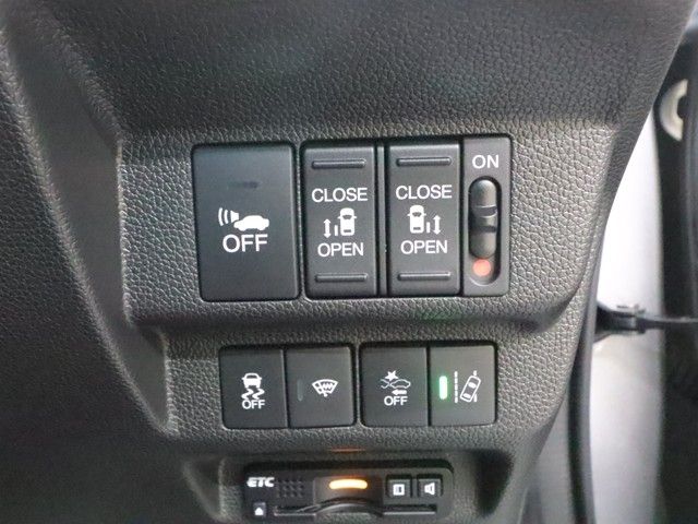 HONDA FREED HYBRID 2017 Image 31