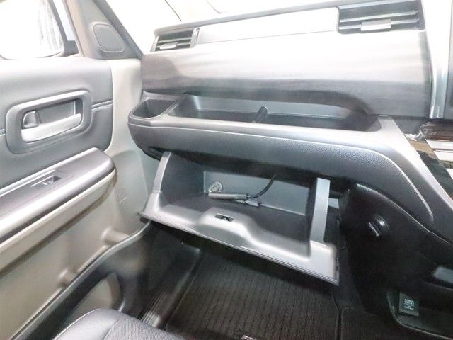 HONDA FREED HYBRID 2017 Image 31