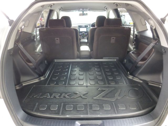 TOYOTA MARK X ZIO 2012 Image 31