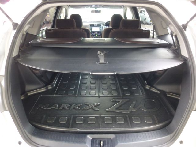 TOYOTA MARK X ZIO 2012 Image 31